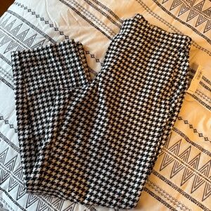Old Navy Houndstooth Patterned Pants